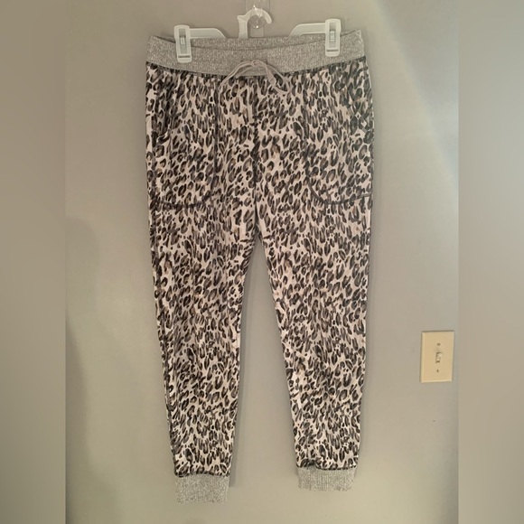 Womens Live Love Lounge Cheetah Print Tank Jogger Pockets Comfort Lounge Set M - Picture 6 of 14